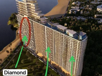 Apartment building Time Square 10 Ocean View